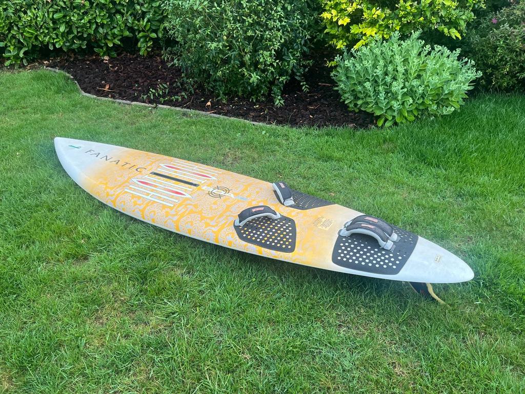 Fanatic Boa surfplank - In goede staat, Watersport en Boten, Windsurfen, Ophalen, 250 tot 300 cm, Gebruikt, Met vin(nen)