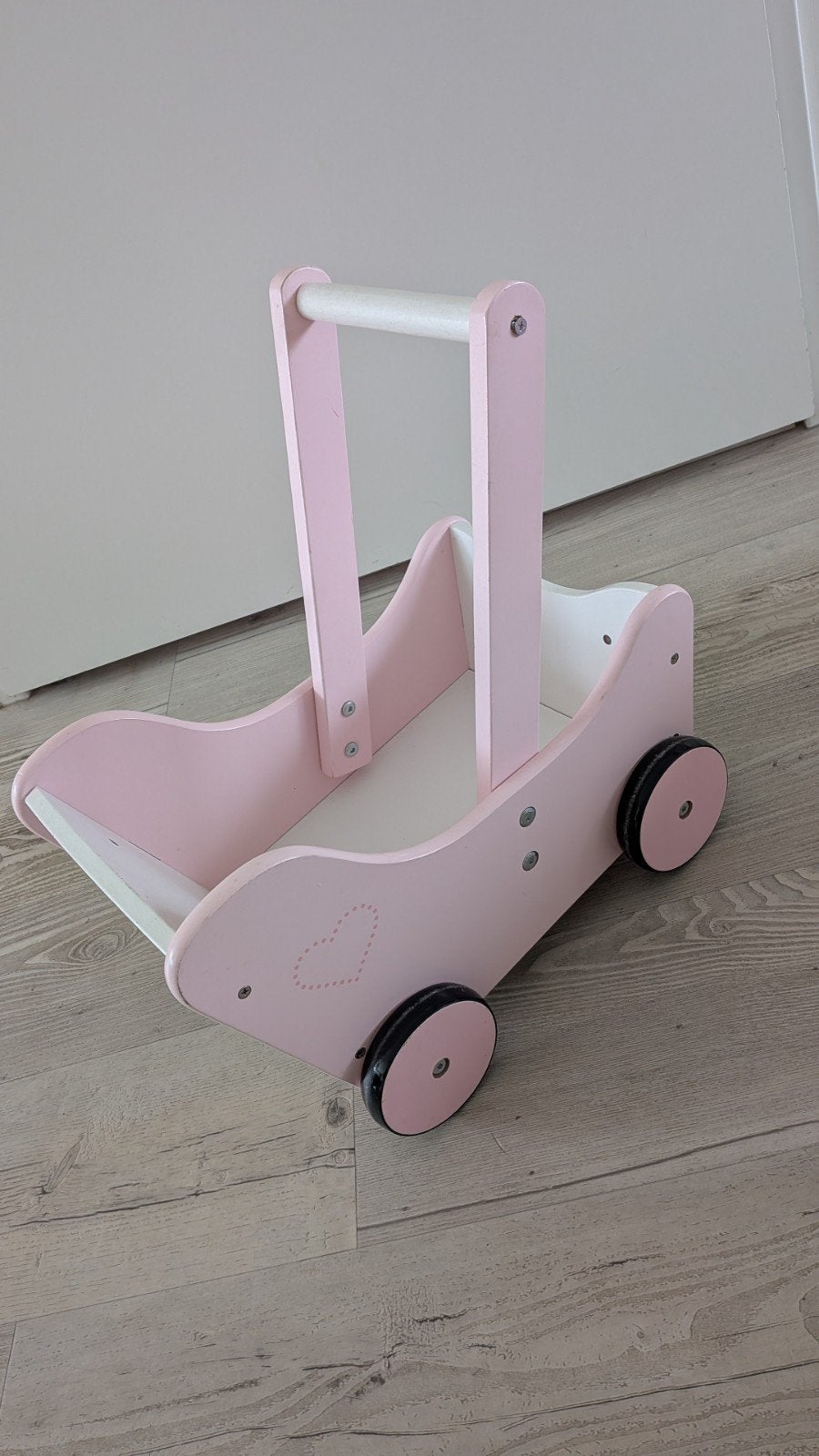 Houten poppenwagen, Ophalen, Gebruikt