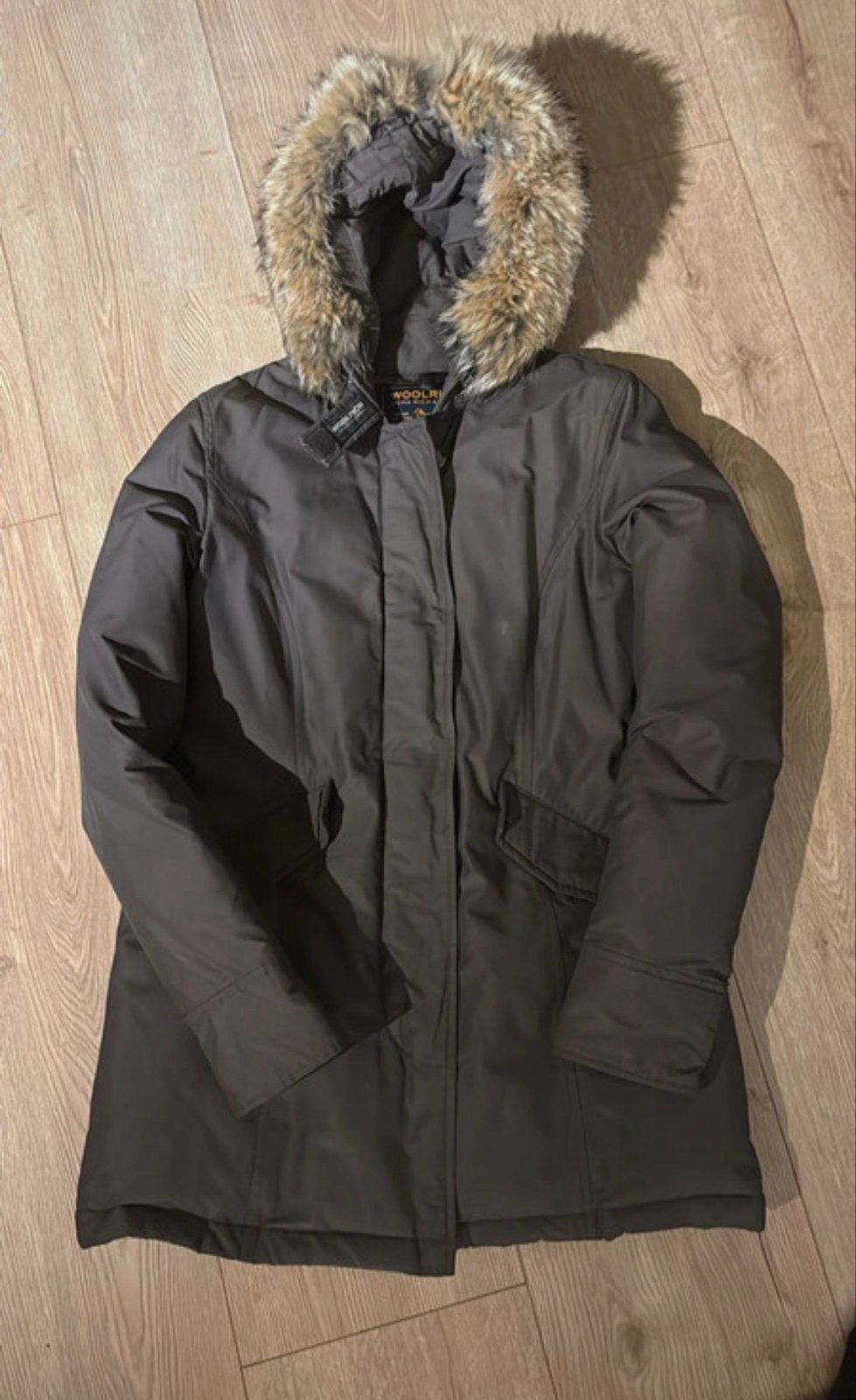 Woolrich Parka Dames. Winterjas met bontkraag maat M, Ophalen of Verzenden, Zo goed als nieuw, Maat 38/40 (M), Grijs