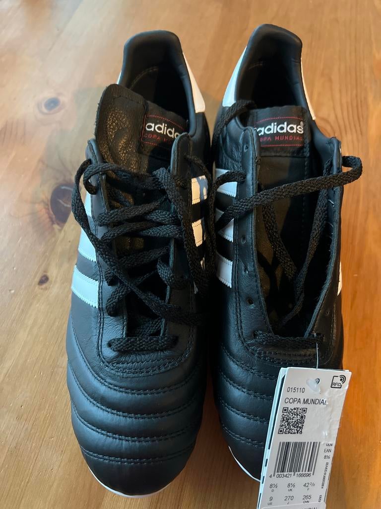 Adidas Copa Mundial voetbalschoenen maat 42 2/3 Brand New, Maat XS of kleiner, Ophalen of Verzenden, Nieuw, Schoenen