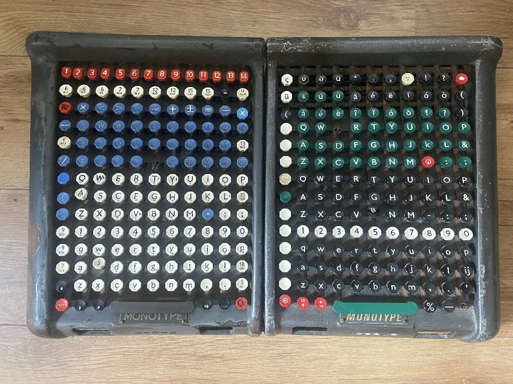 Monotype toetsenbord, Antiek en Kunst, Ophalen