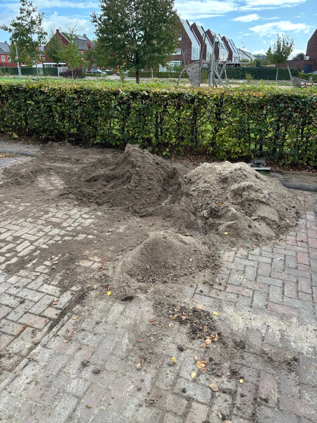 Gratis afhalen tuinaarde en/of ophoogzand, Tuin en Terras, Ophalen, Gebruikt, Ophoogzand