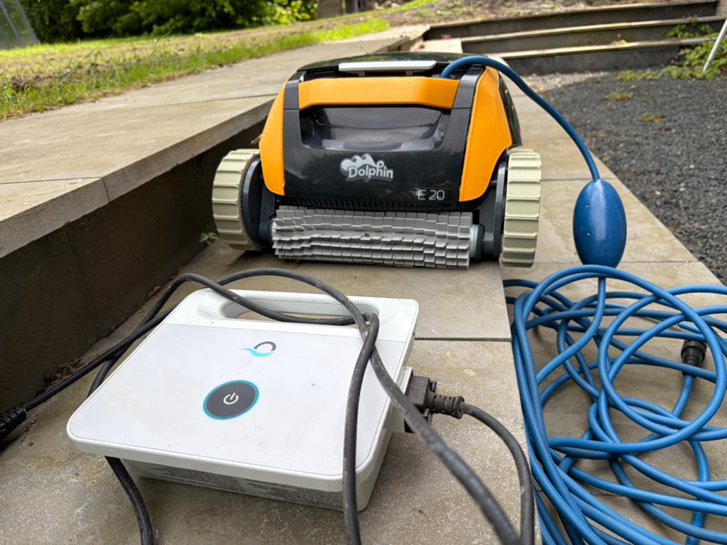 Dolphin E 20 zwembadrobot, Ophalen, Zo goed als nieuw