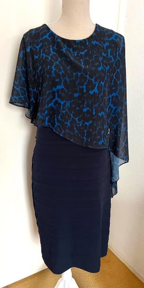 Anyway Copenhagen jurk maat 42[v], Kleding | Dames, Jurken, Zo goed als nieuw, Maat 42/44 (L), Blauw, Onder de knie, Ophalen of Verzenden