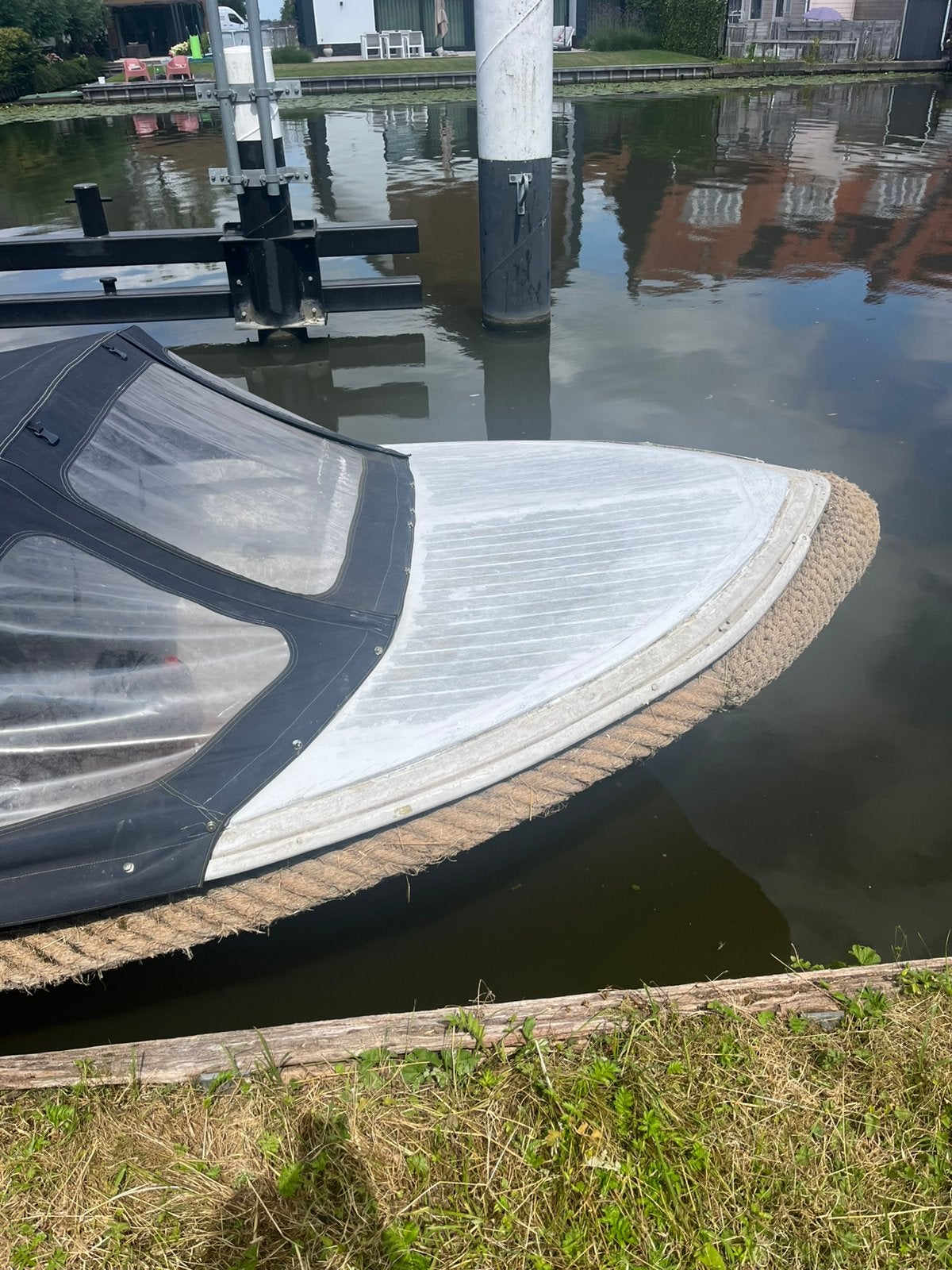 Sloep, Ophalen, Zo goed als nieuw, Benzine