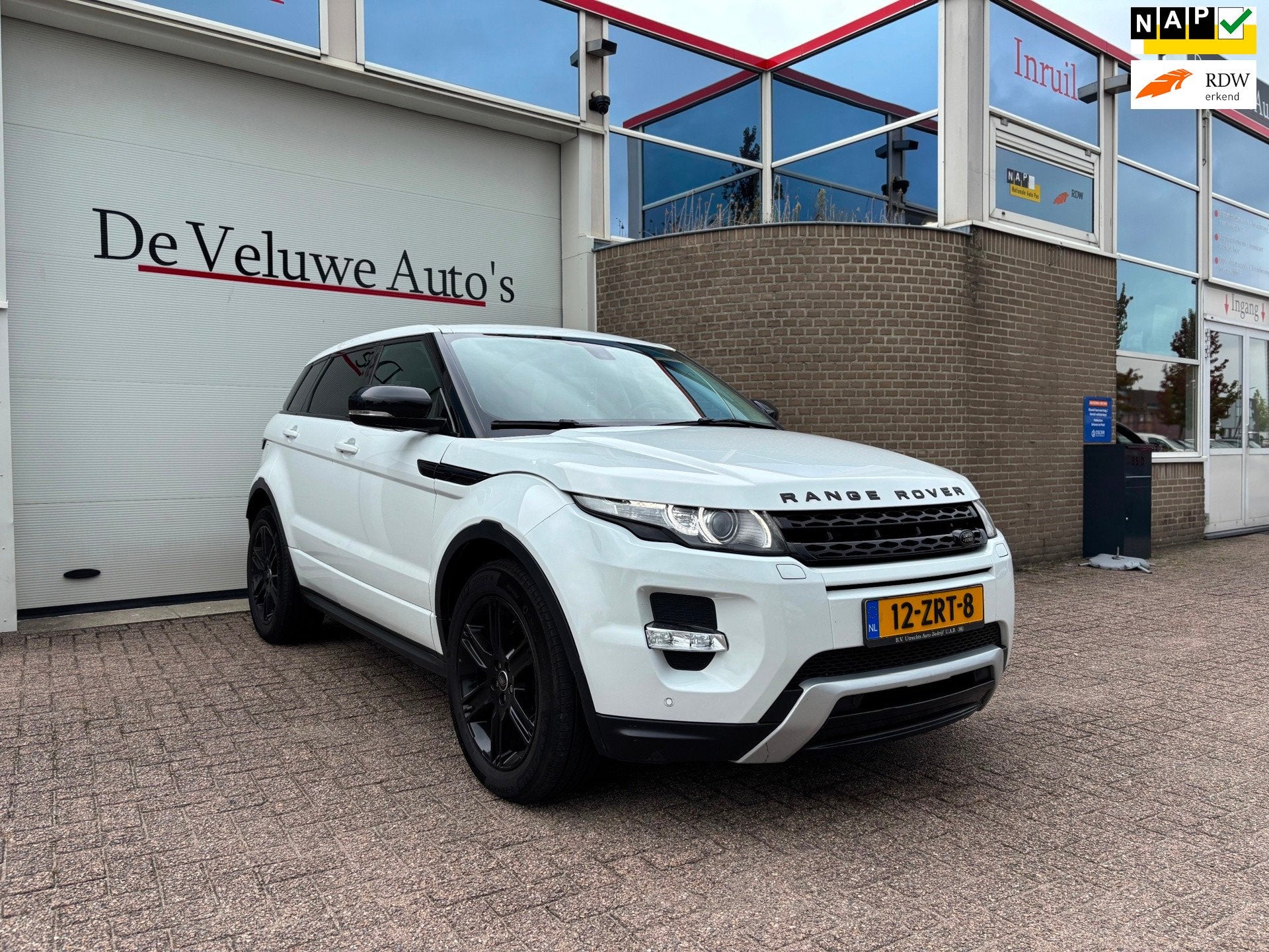 Land Rover Range Rover Evoque 2.2 eD4 2WD Prestige|Pano|, Auto's, Voorwielaandrijving, Euro 5, Gebruikt, Zwart