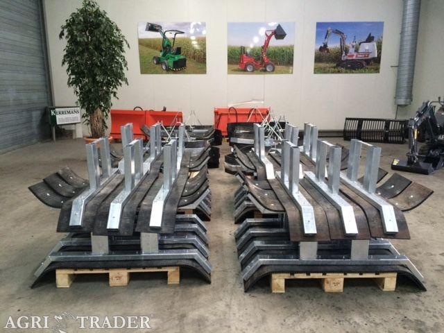 SNEEUW/MODDER/MESTSCHUIVEN SCHUIF TE KOOP €375,-ex, Zakelijke goederen, Machines en Bouw | Kranen en Graafmachines, -, Overige typen
