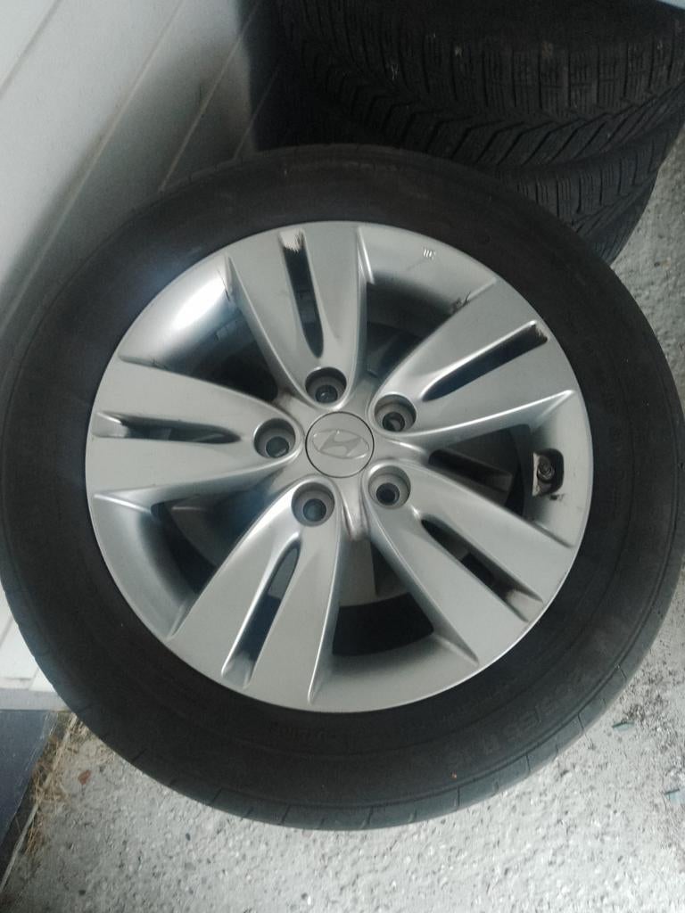 Hyundai ix20 banden met velgen, Ophalen, Gebruikt