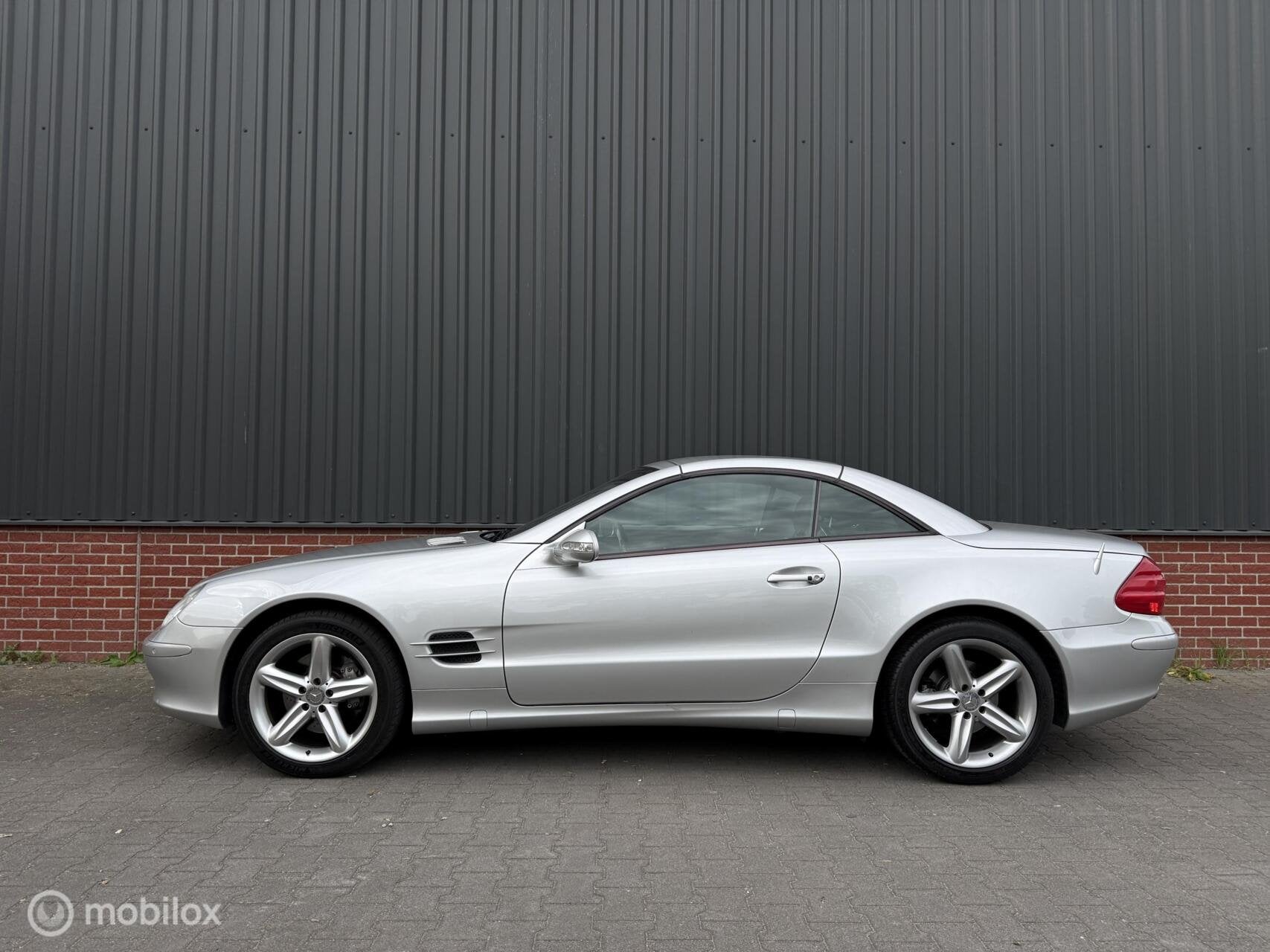 Mercedes SL-klasse SL500 Xenon Leer Navi NL Auto Nette Staat, Auto's, Achterwielaandrijving, Gebruikt, 8 cilinders, Bedrijf
