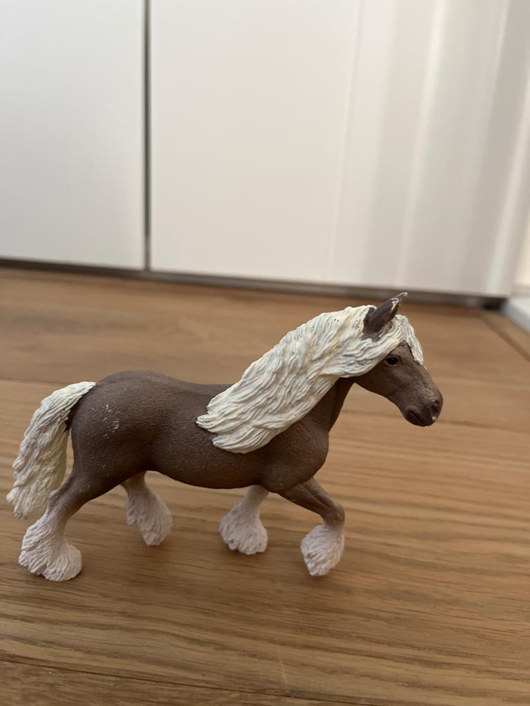 Leuk speel paardje - Schleich paard, Ophalen of Verzenden, Gebruikt, Jongen of Meisje