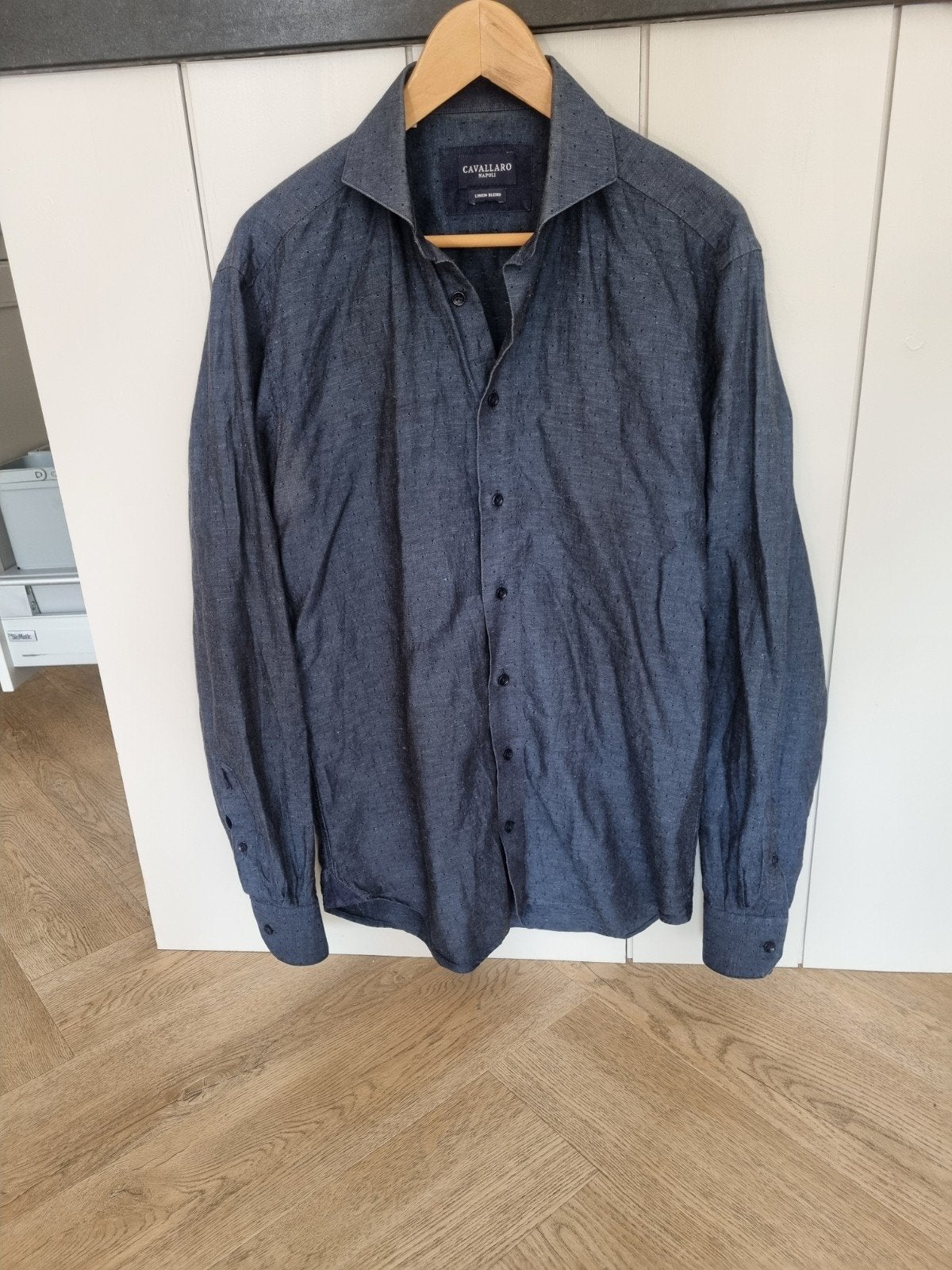 Mooi overhemd in linnenblend van "Cavallaro Napoli"
Casual, Kleding | Heren, Ophalen of Verzenden, Blauw, Cavallaro Napoli, Halswijdte 43/44 (XL)