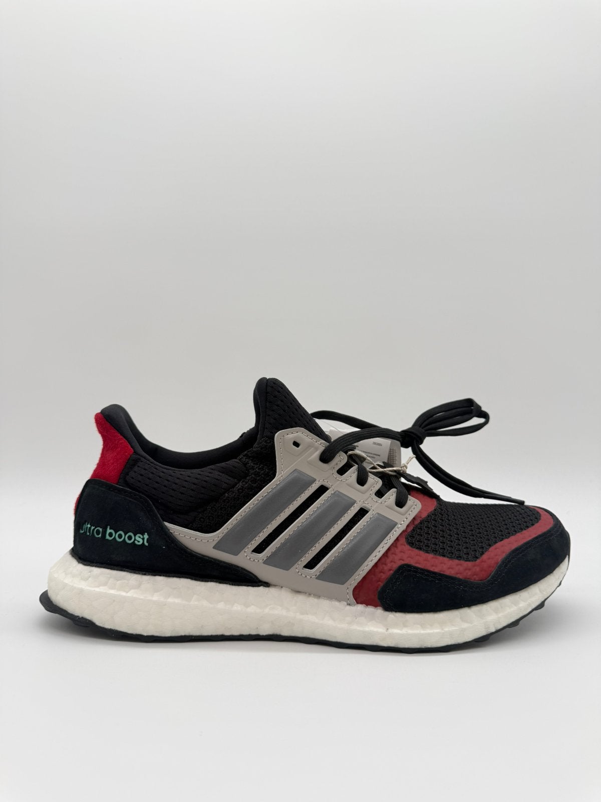 Adidas Ultra boost S&L Black Grey Power Red EU 42, Flippr.info@gmail.com, Zwart, -, Nieuw