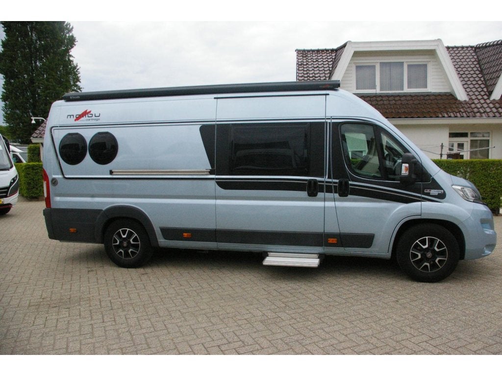 Carthago Malibu 640 Enkele bedden, Automaat., Automaat, Buscamper of Camperbus, Ringverwarming, Fiat