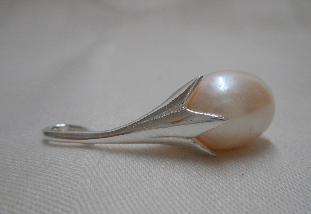 Prachtige zilveren hanger met grote echte parel nr.223, Verzenden, Zo goed als nieuw, Met parel, Zilver
