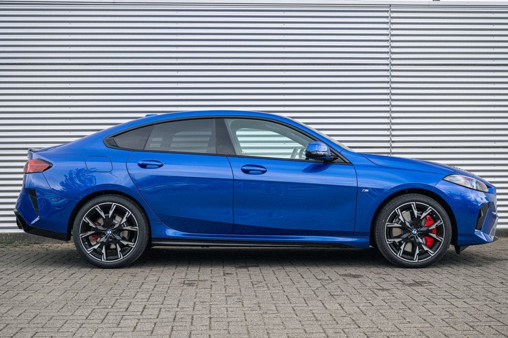 BMW 2 Serie Gran Coupé 220 M Sport Automaat / Sportstoelen, Auto's, BMW, 156 pk, Met garantie (alle), Blauw, Bedrijf