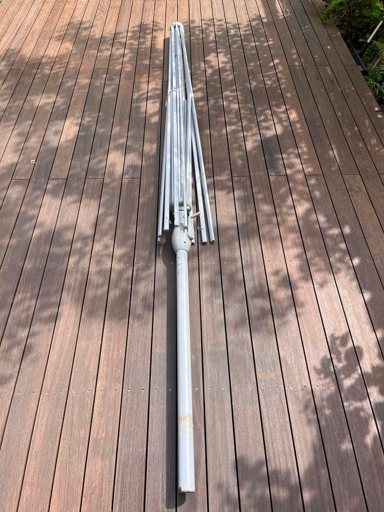 Grote zweefparasol 4 meter, zonder voet en doek, Ophalen, Zweefparasol, 3 tot 4 meter, Verstelbaar