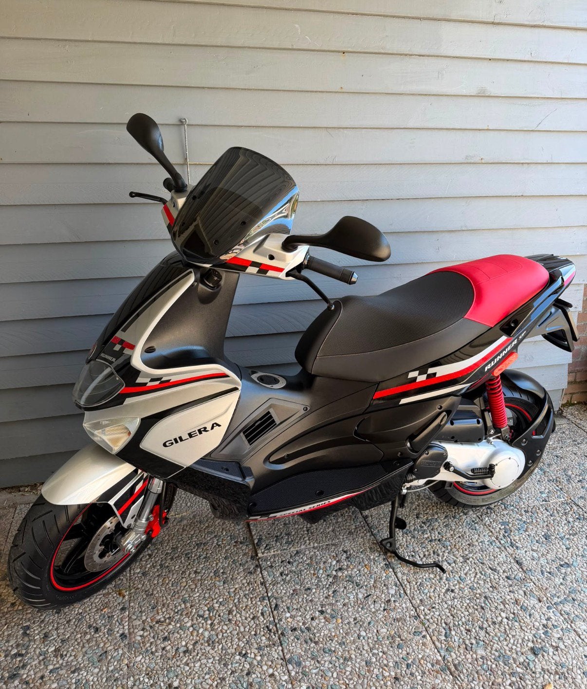 Gilera Runner SP in absolute nieuwstaat!! Uniek!!, Fietsen en Brommers, Scooters | Piaggio, Ophalen, Overige modellen, Maximaal 45 km/u