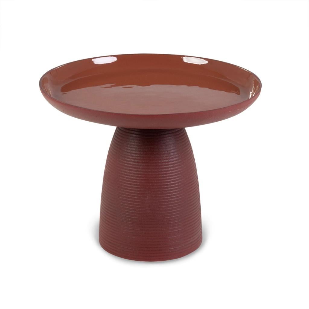Bijzettafel rood - rond - 45cm x 36cm hoog, Huis en Inrichting, Tafels | Bijzettafels, Ophalen, Minder dan 45 cm, Minder dan 55 cm
