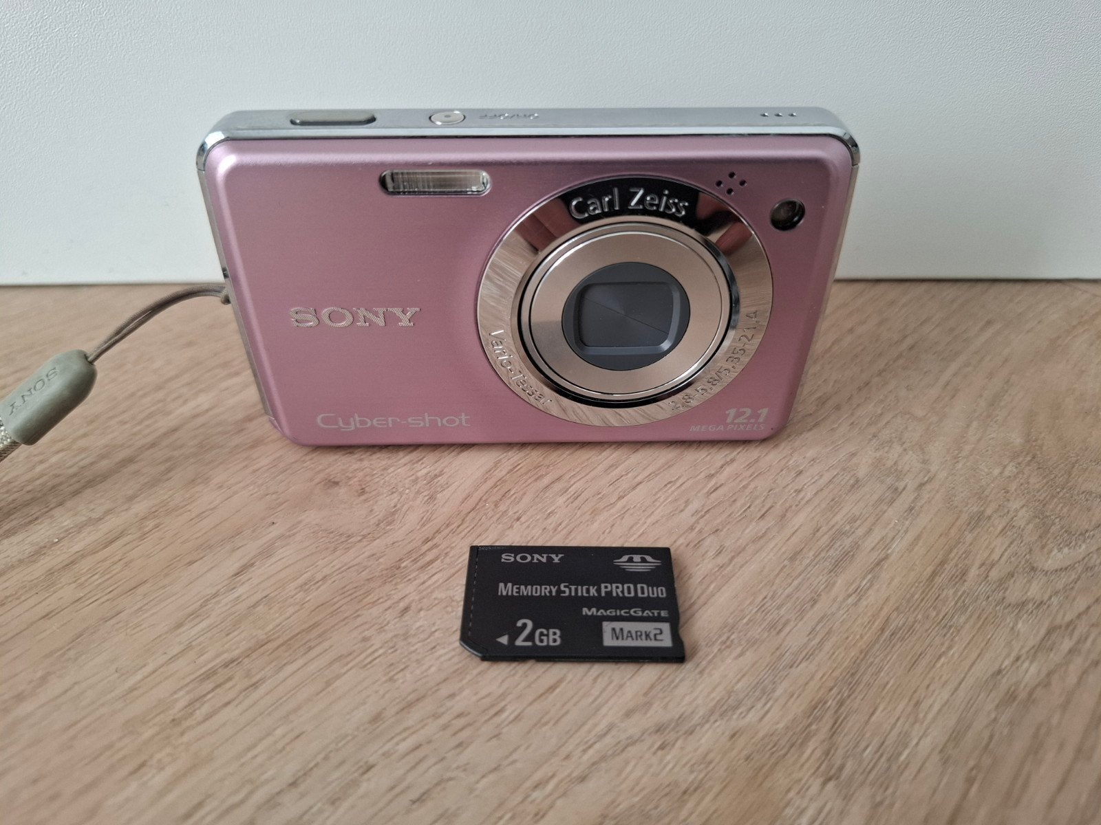 Sony DSC-W210 Roze Digitale Compact Camera, Audio, Tv en Foto, Gebruikt, Geheugenkaart, 12 megapixels, Ophalen of Verzenden
