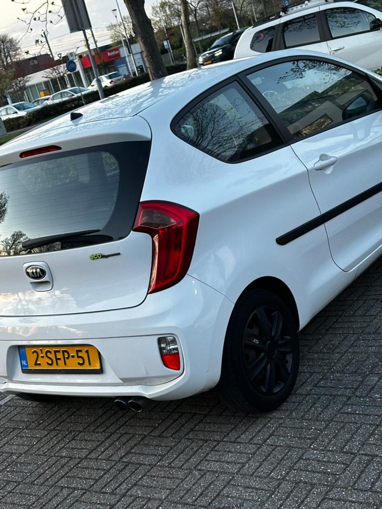 Kia Picanto 1.0 Cvvt 3-DRS 2013 Wit, Auto's, Voorwielaandrijving, 400 kg, Wit, Origineel Nederlands