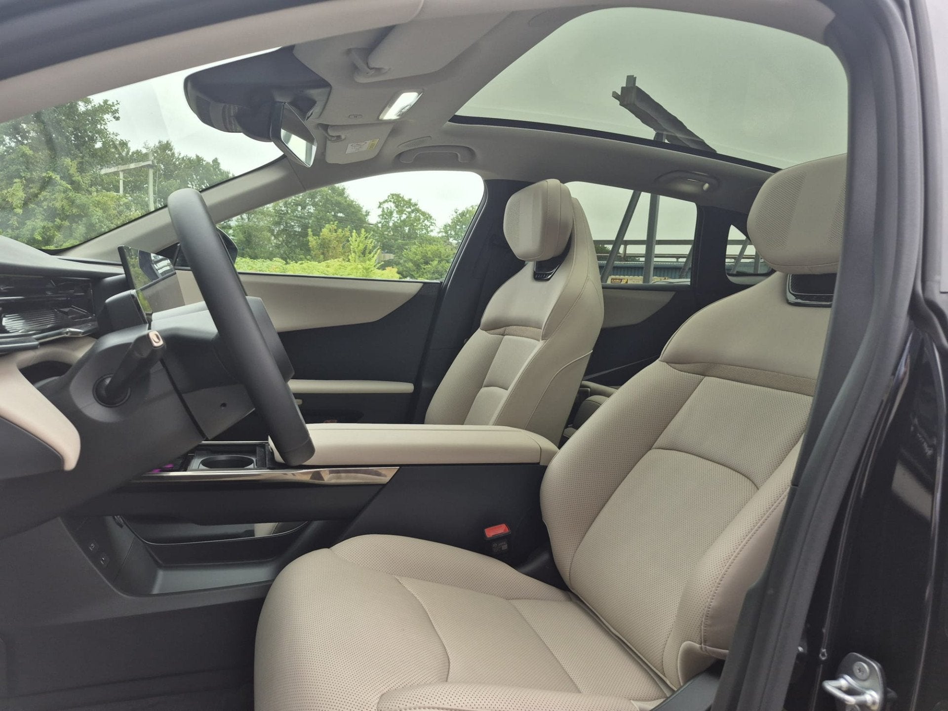 Foto 12 van Mazda CX-6e Takumi 78 kWh | PANO DAK | BEIGE LEDER | ELEKTRI