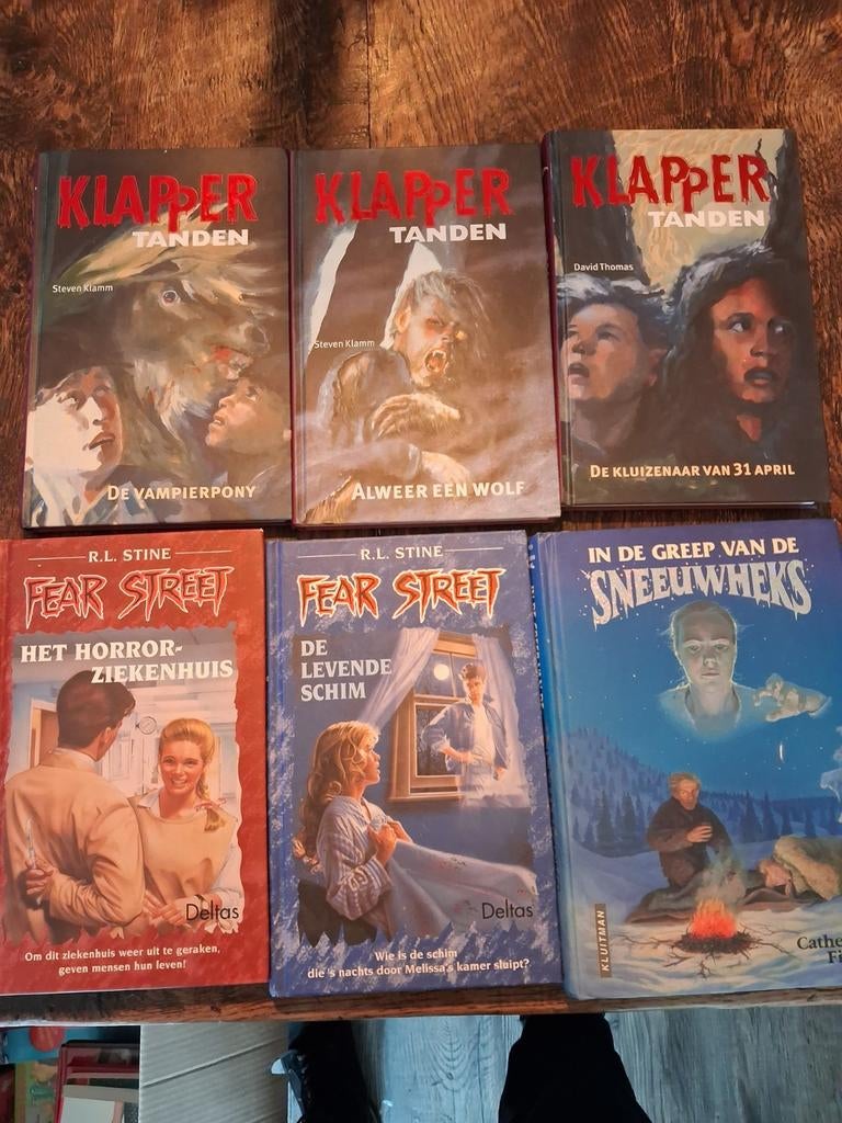 Griezel leesboeken jeugd:o.a  Klapper Tanden,, Ophalen of Verzenden, Gelezen
