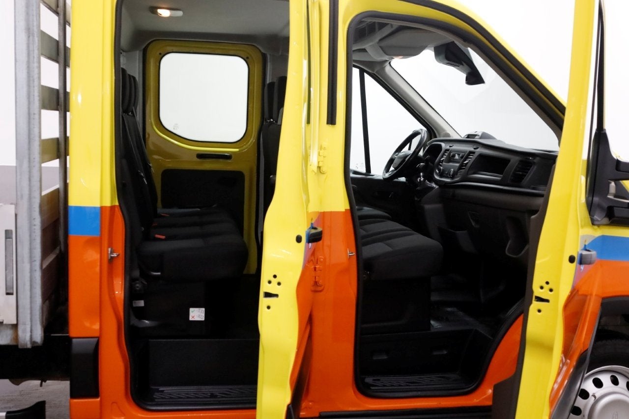 Ford Transit 350 2.0 TDCI 130pk D.C. Trend Open Laadbak Trek, Auto's, Dealer onderhouden, Achterwielaandrijving, Euro 6, 11 km/l