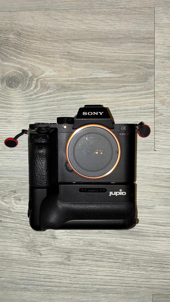 Sony A7RII Full-Frame Camera met Battery Grip en Extra Accu', Gebruikt, Spiegelreflex, Ophalen of Verzenden, Sony