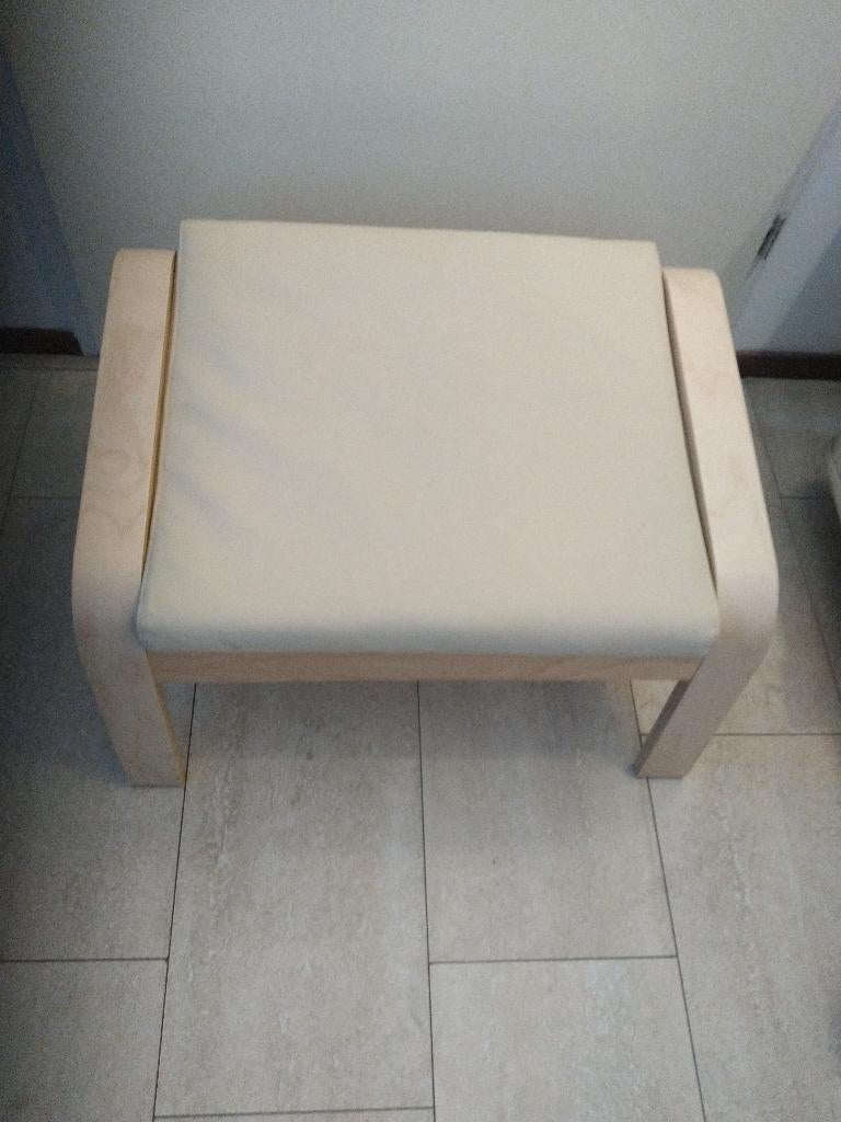 Ikea Poang voetenbank, lederen kussen Br 68 x D 54 x H 39, Huis en Inrichting, Ophalen, Minder dan 75 cm, Zo goed als nieuw, Modern