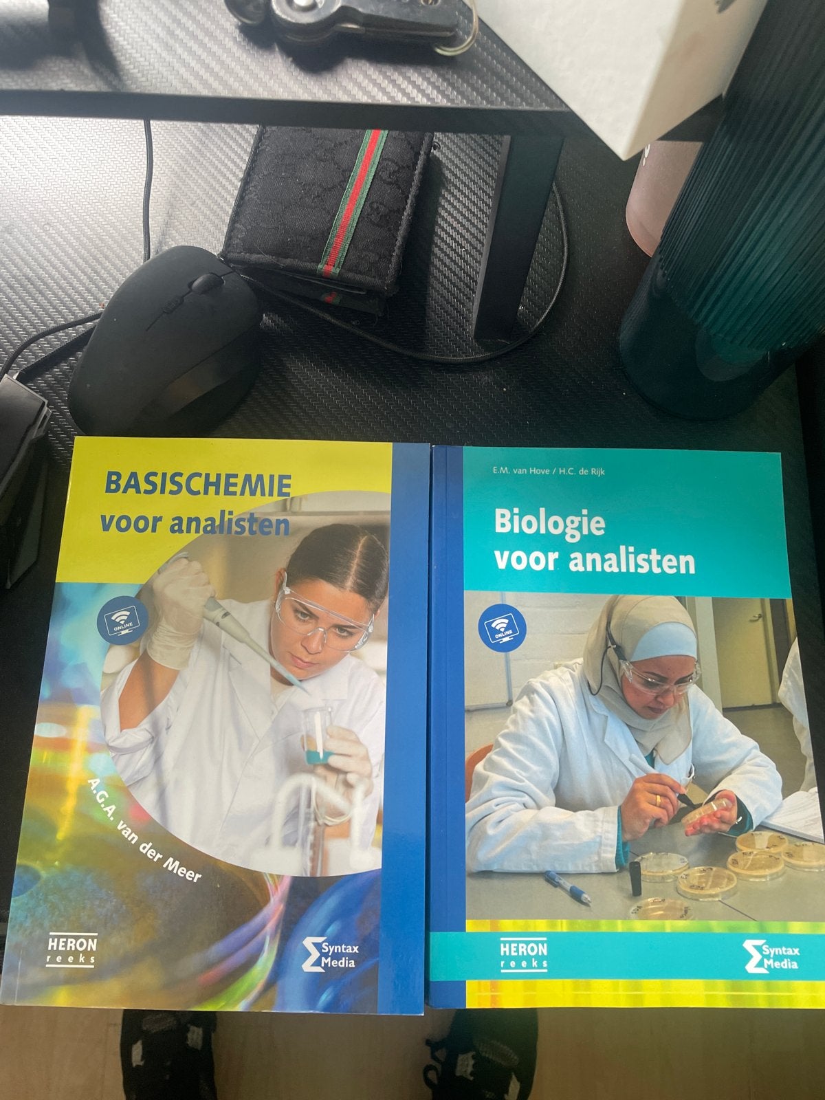 Gloednieuwe Basischemie en Biologie voor analisten, Ophalen of Verzenden, Beta, Nieuw, MBO
