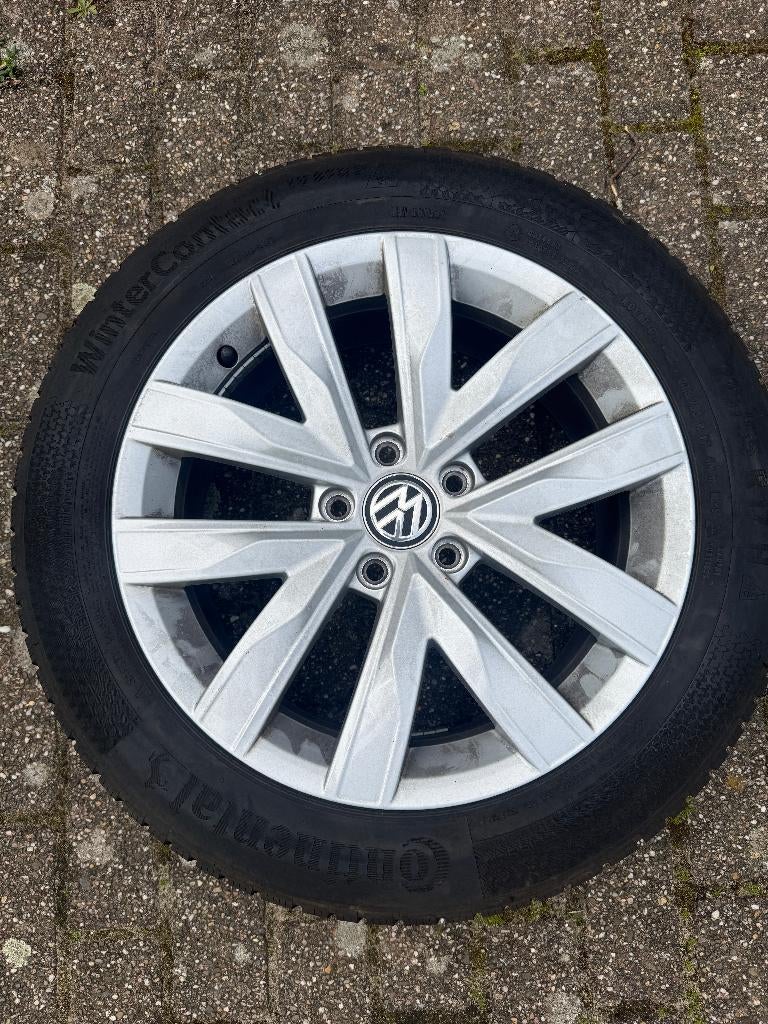 4 x vw passat velgen en winterbanden, Auto-onderdelen, Banden en Velgen, Ophalen, Banden en Velgen, 17 inch, Winterbanden