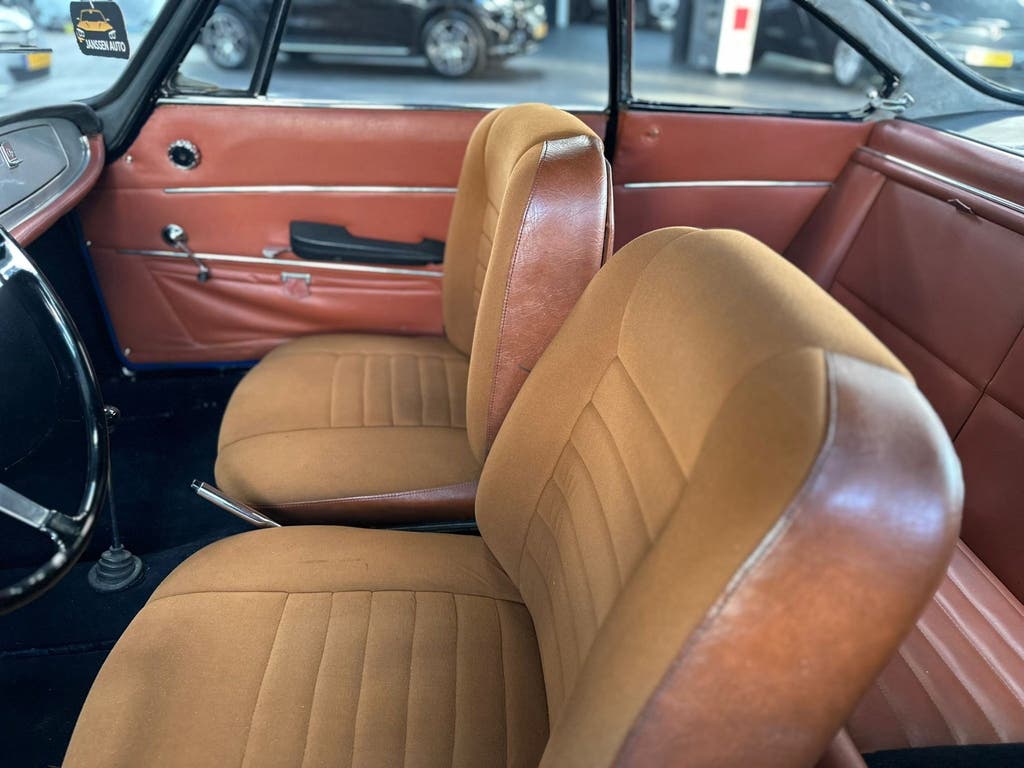 Simca Coupe 1000 | Zeldzame auto | Nette Staat | Frans kente, foto 9