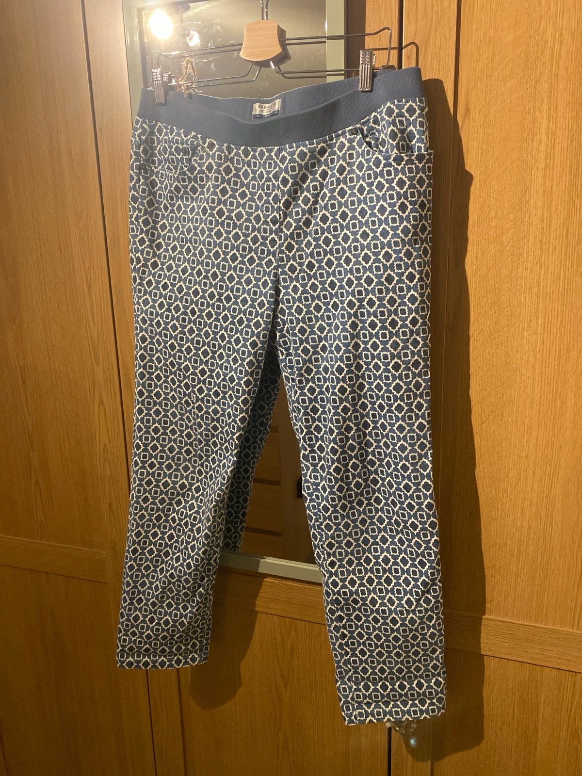 Raphaela by Brax Slim spijkerbroek met patroon, Blauw, Maat 42/44 (L), Ophalen of Verzenden, Zo goed als nieuw