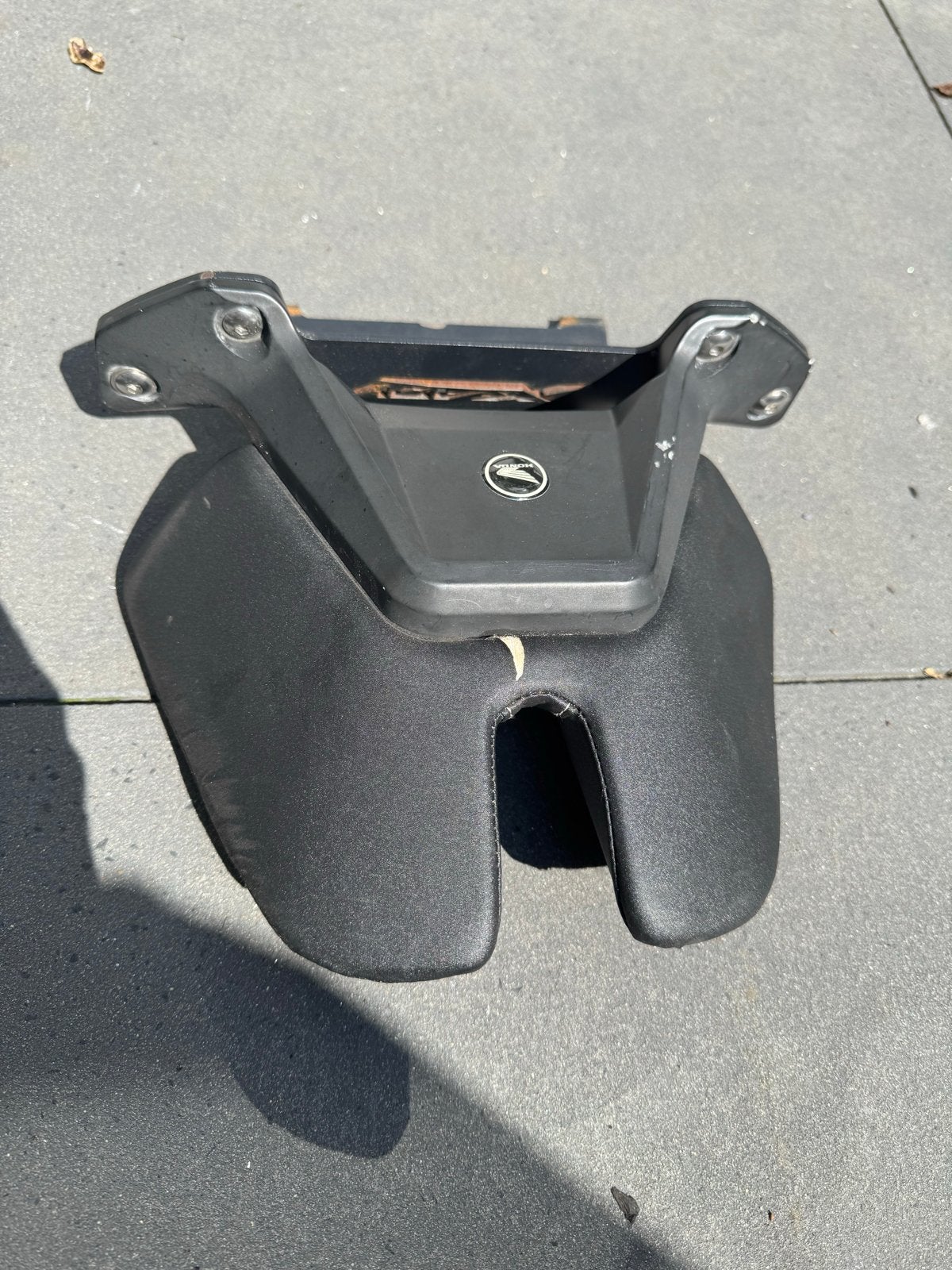 Honda x adv 750 rugsteun (bevestigingsbeugel afgebroken), Ophalen of Verzenden, Gebruikt