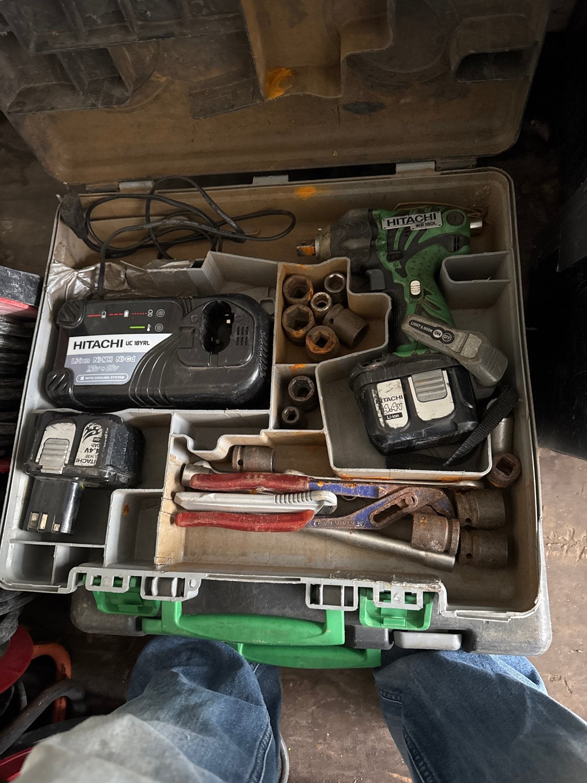 Hitachi WR18DL Slagmoersleutel Set met Accu's en Lader, Ophalen of Verzenden, Gebruikt