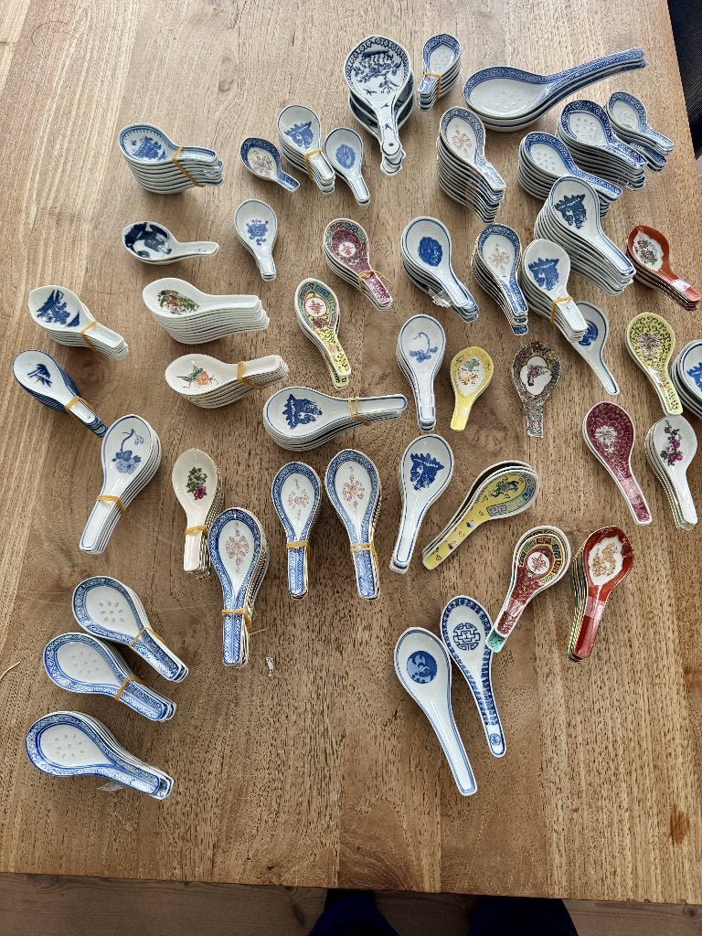 Grote verzameling Chinese soeplepels, ca 250 stuks, Aziatisch, Gebruikt, Keramiek, Overige typen