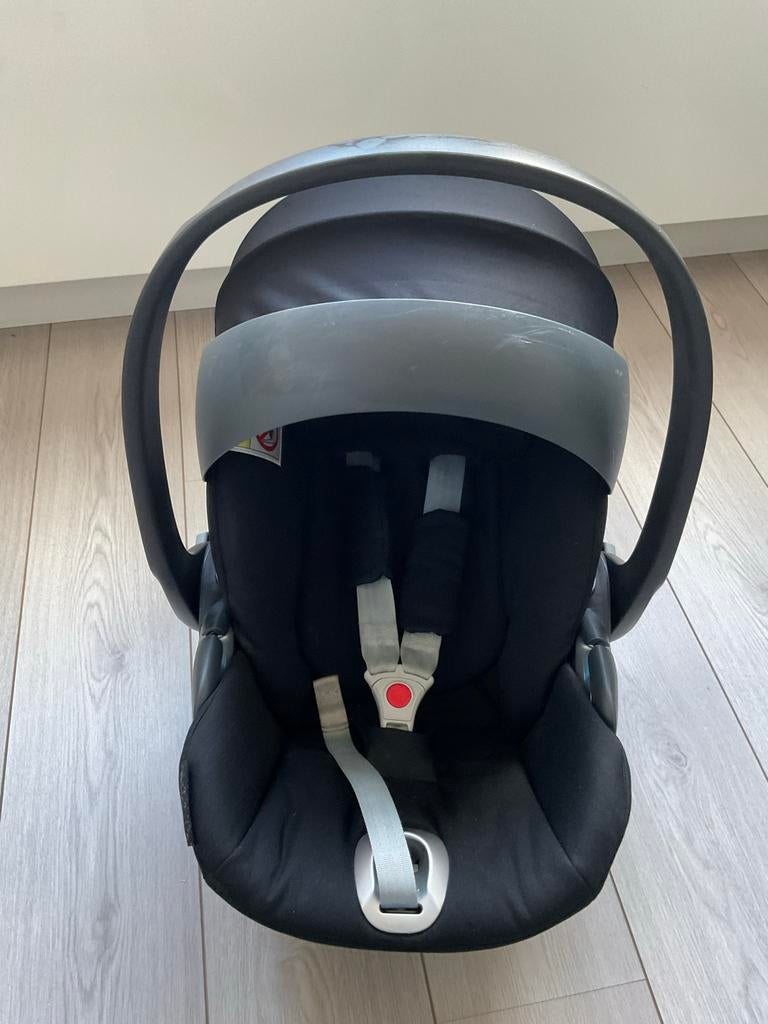 Cybex Platinum Cloud Z i-Size autostoel, Autogordel of Isofix, Verstelbare rugleuning, Zo goed als nieuw, 0 t/m 13 kg