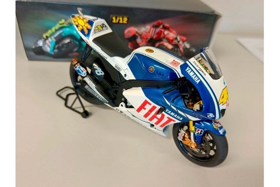 Valentino Rossi Yamaha YZR-M1 2009 1:12 Altaya, Barcelone, Serviceclientele@altaya.be, Nieuw, Ophalen of Verzenden