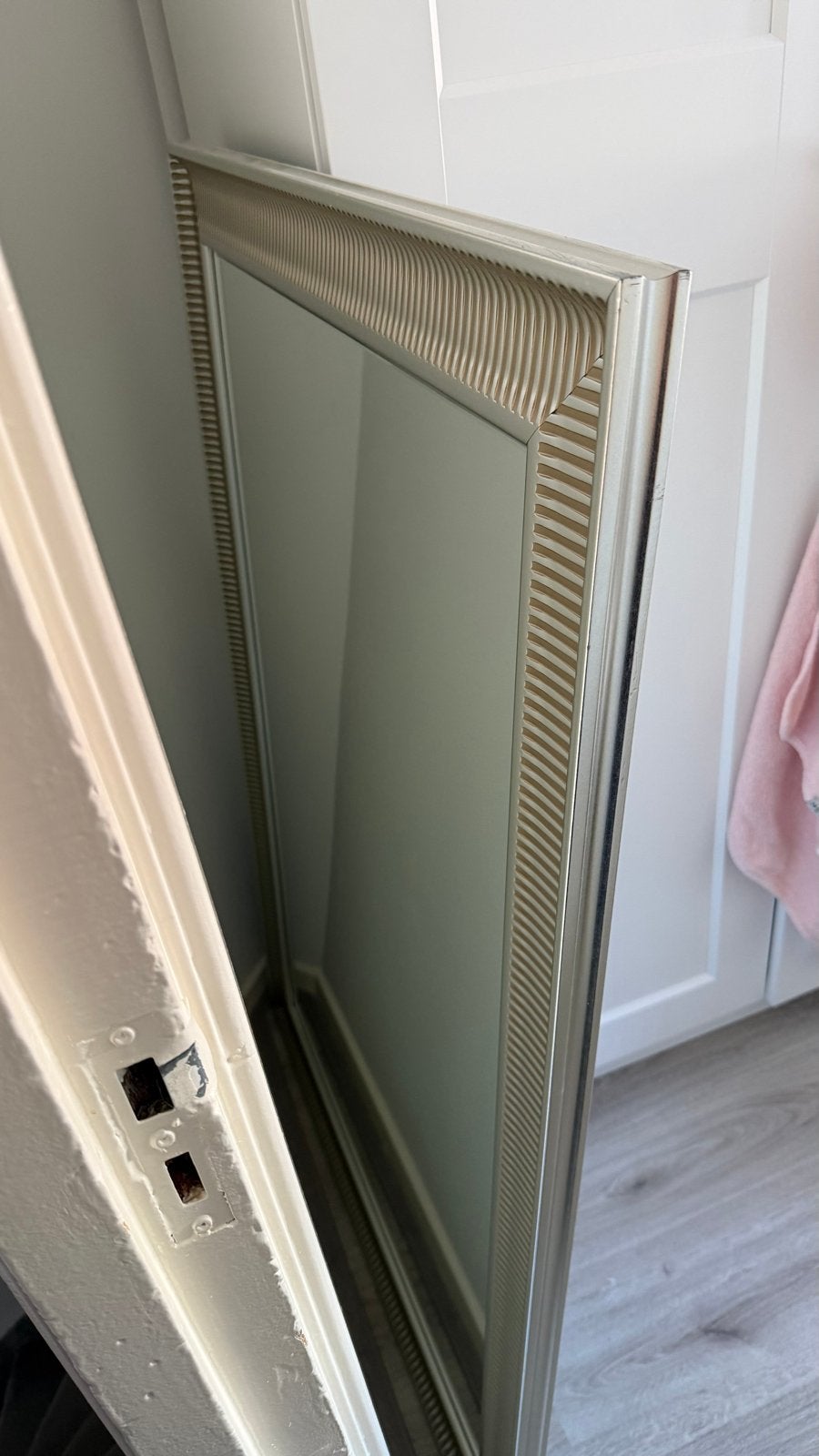 IKEA SONGE spiegel met zilverkleurige lijst, Ophalen, 100 tot 150 cm, Zo goed als nieuw, 75 tot 100 cm