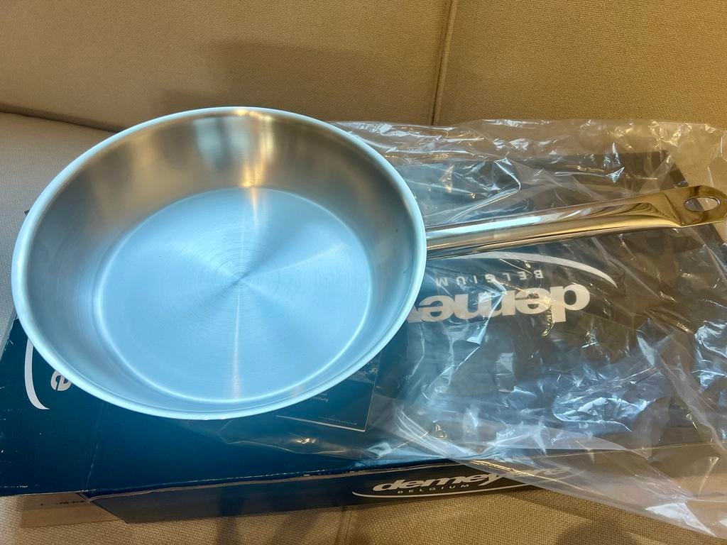 Demeyere Cosi 3 RVS koekenpan 28 cm - Nieuw in doos, Inductieplaat, Nieuw, Ophalen of Verzenden, Rvs