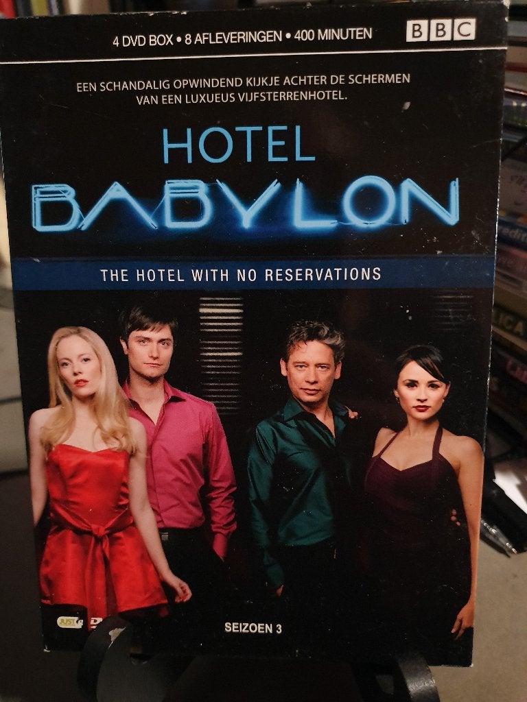Hotel Babylon seizoen 3 4DVD, Alle leeftijden, Ophalen, Zo goed als nieuw