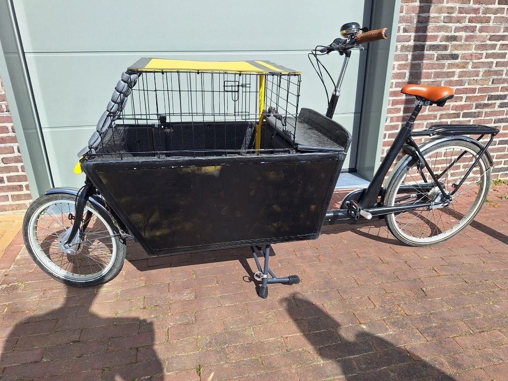 Bakfiets met stevige bench voor veilig dierentransport, Ophalen, Zo goed als nieuw, Goederen, Overige merken