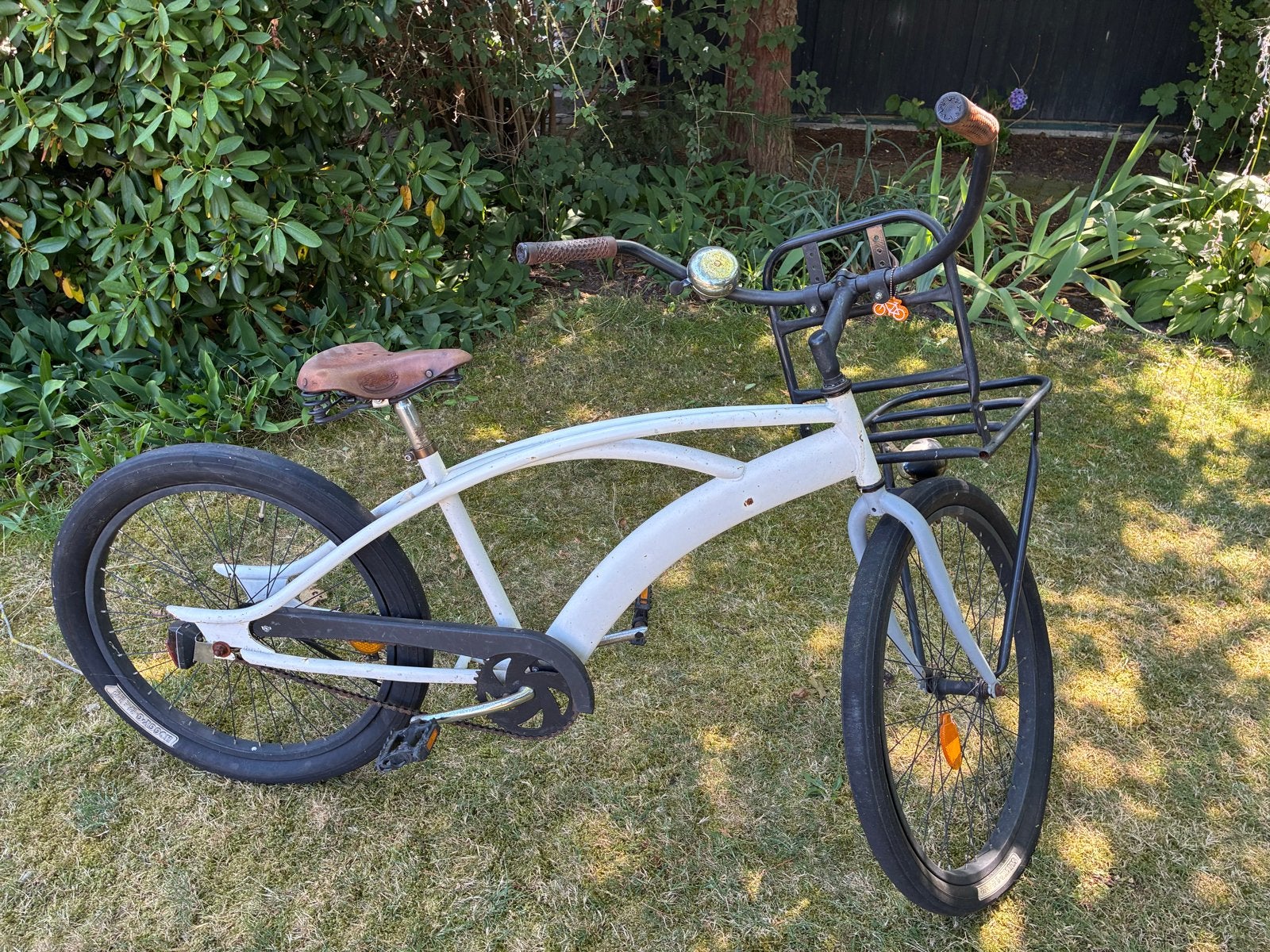 Witte cruiserfiets met voordrager, Fietsen en Brommers, Terugtraprem, Gebruikt, 49 tot 53 cm, Ophalen