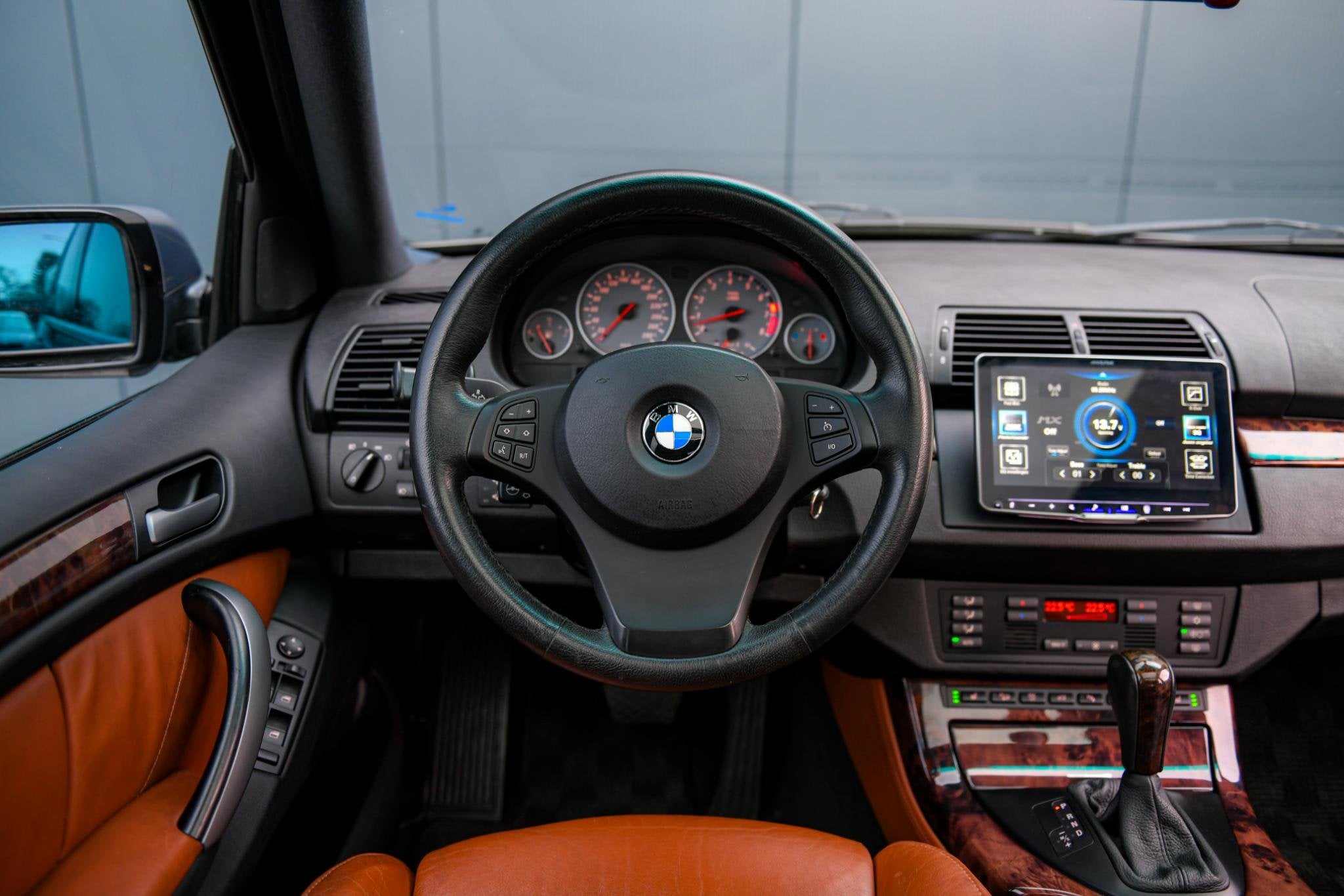 BMW X5 4.8is | Individual | HiFi DSP | Luchtvering | VOL!, Auto's, BMW, Gebruikt, 2100 kg, Leder, Vierwielaandrijving