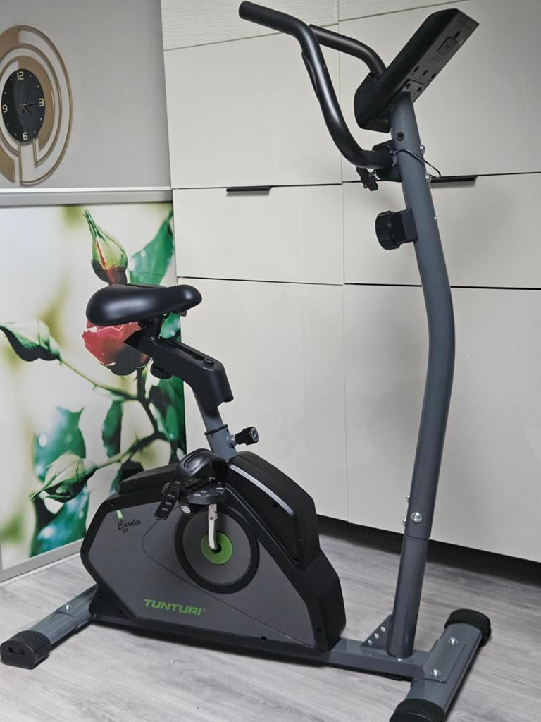 Tunturi Cardio Fit B40 Hometrainer, Gebruikt, Ophalen of Verzenden, Metaal, Benen