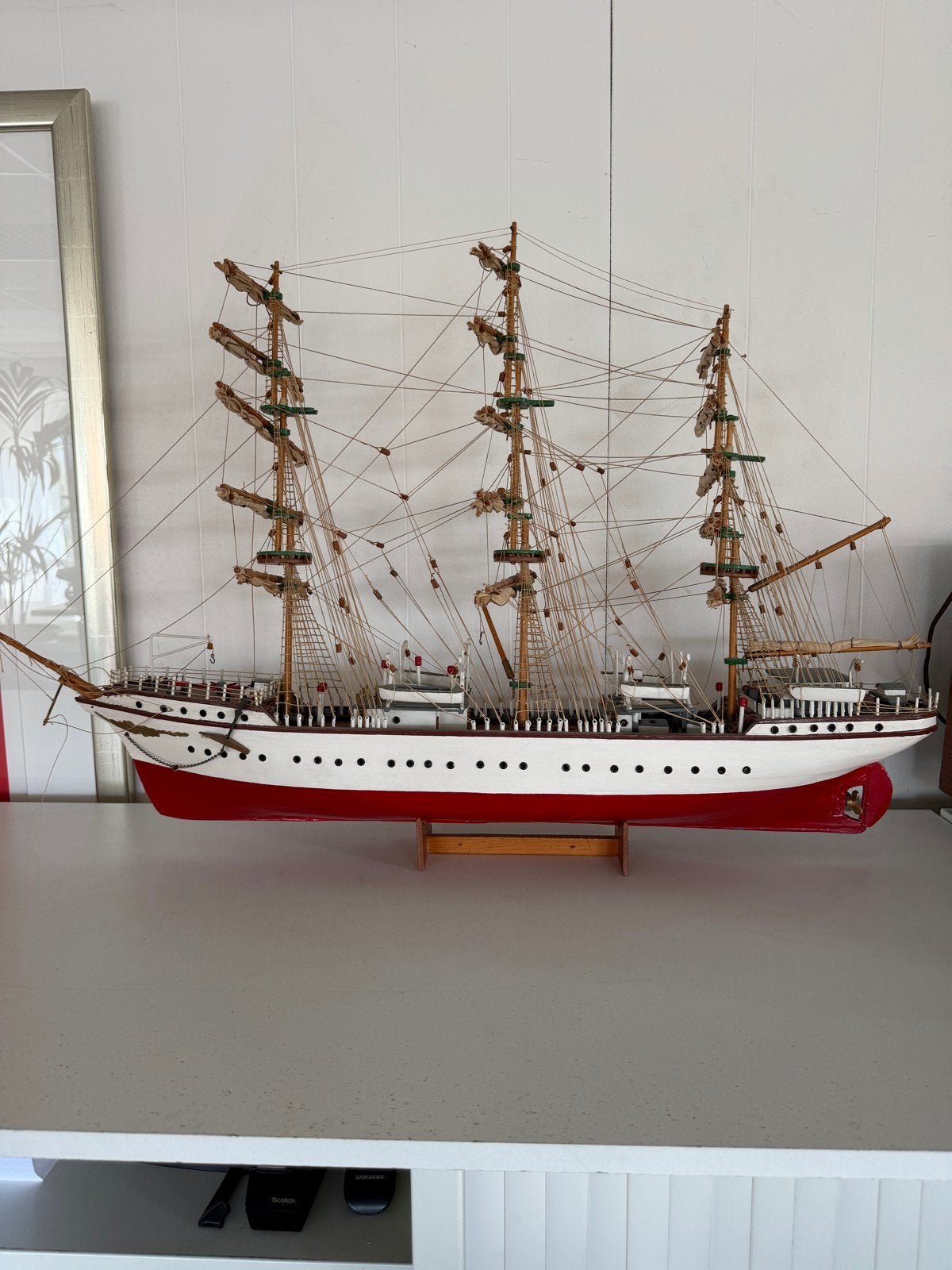 Prachtig model zeilschip 'Danmark' - 100 cm lang, Hobby en Vrije tijd, Modelbouw | Boten en Schepen, Ophalen, Zo goed als nieuw