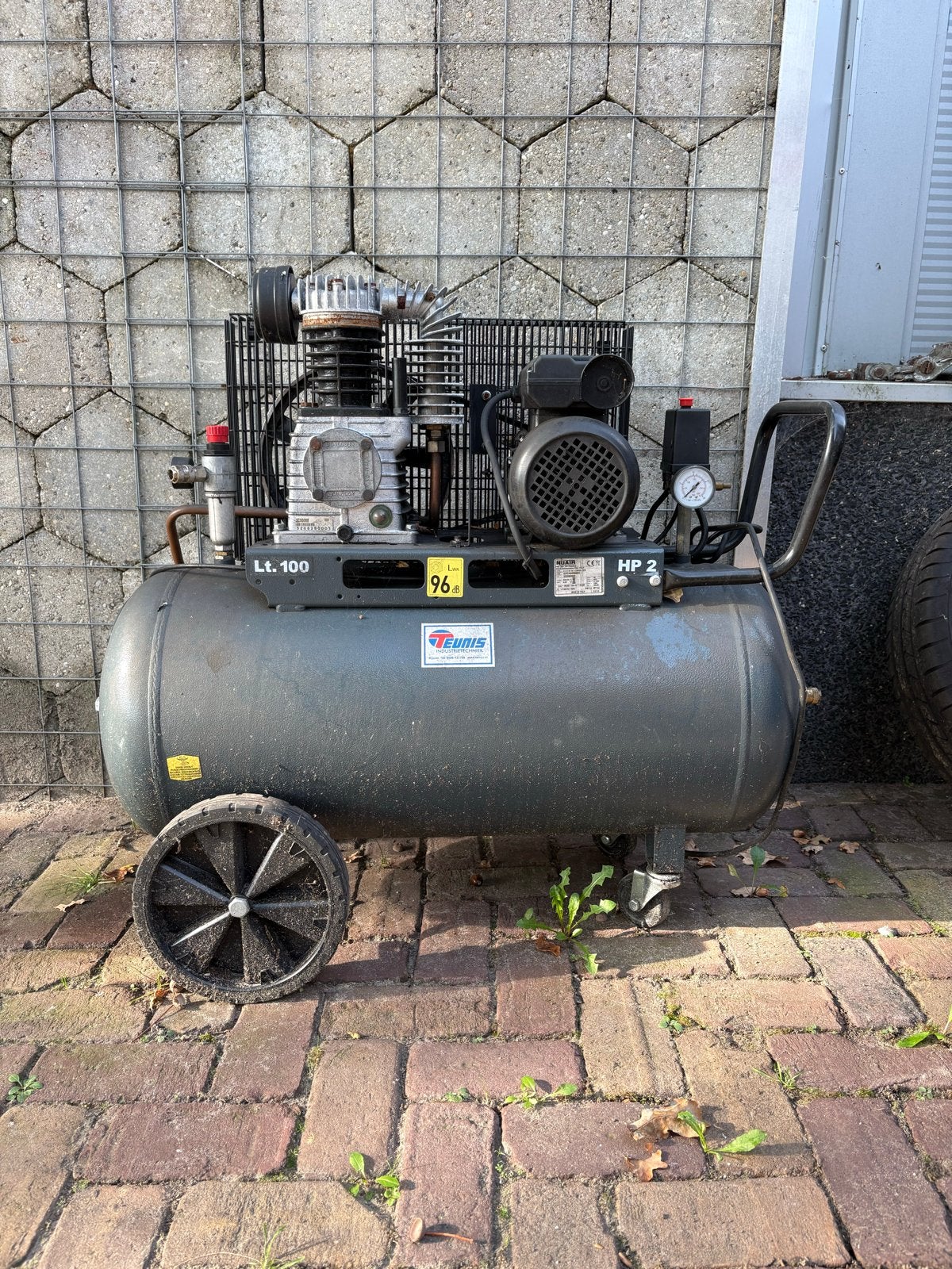 NUAIR Compressor Lt. 100 - Lagers defect, Gebruikt, Ophalen of Verzenden, 200 tot 400 liter/min, Mobiel