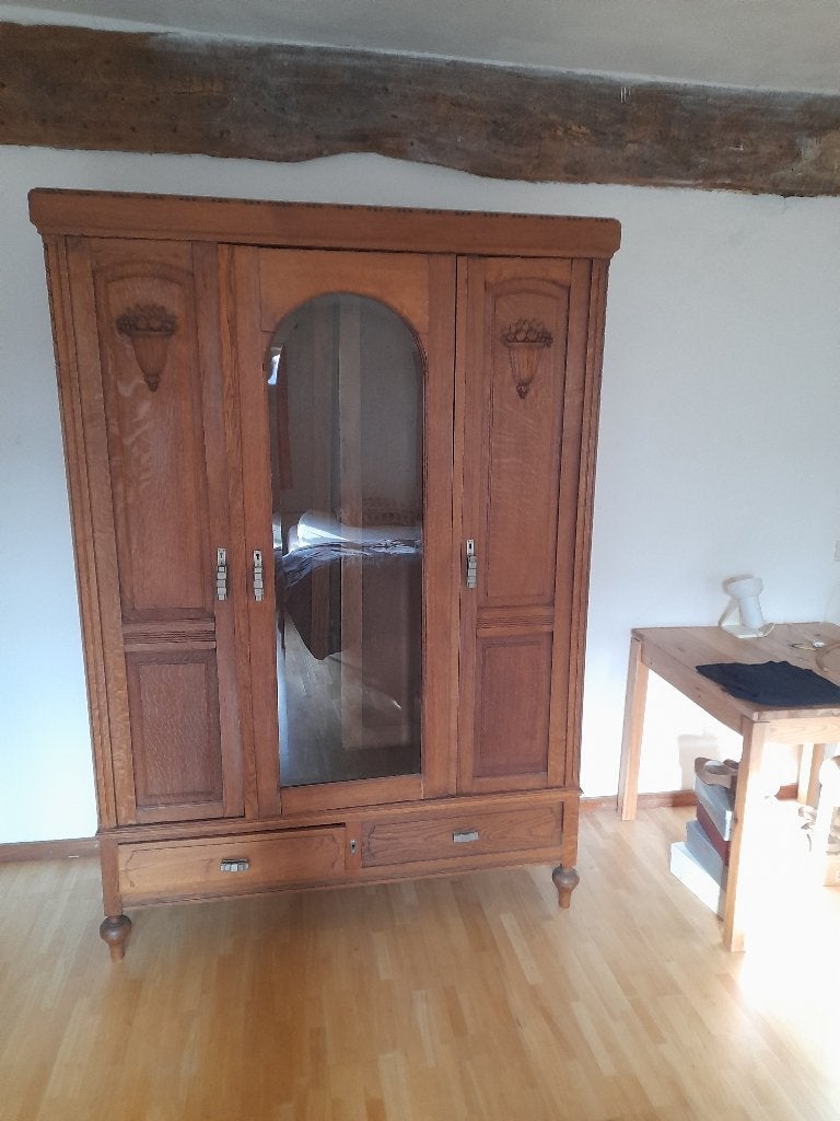 eiken kast, Ophalen