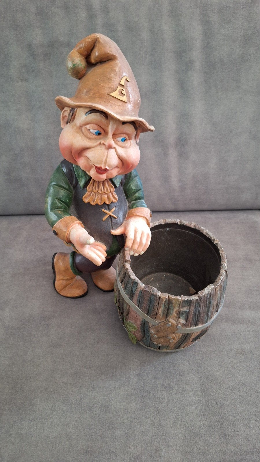 Efteling Laaf man met regenton - groot, Ophalen of Verzenden, Gebruikt, Beeldje of Poppetje