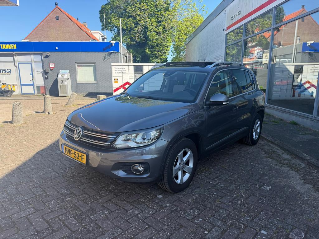 Volkswagen TIGUAN 2.0 TSI Sport&Style 4Motion AUTOMAAT-PANO-, Auto's, Automaat, Euro 5, Gebruikt, Zwart